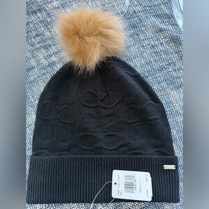 Coach Black Signature Knit Beanie Hat Faux Fur Pom Pom NWT $95